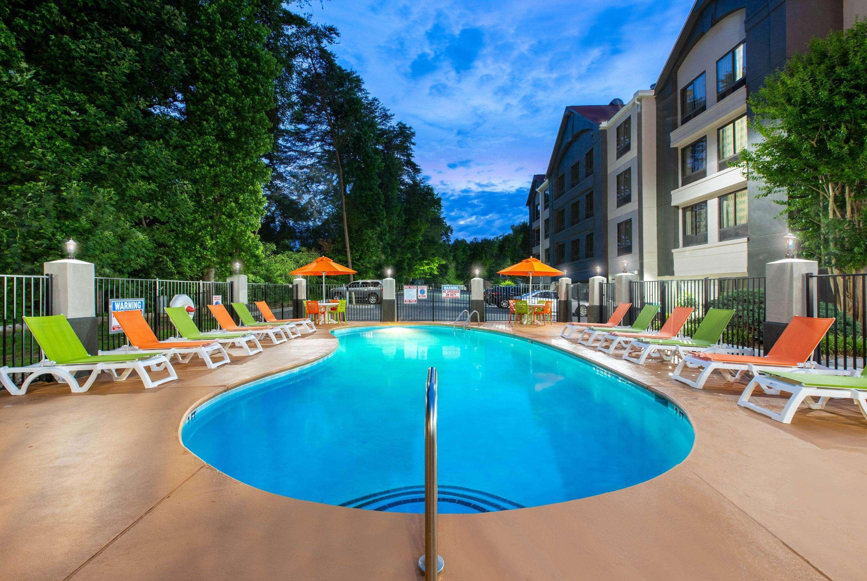 Super 8 By Wyndham Pigeon Forge-Emert St Exteriör bild